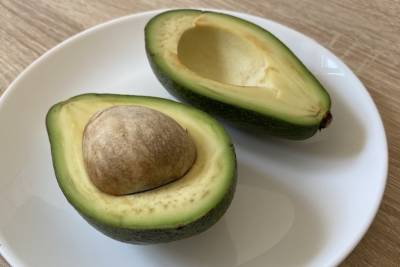 Авокадо способен удалять скрытый жир в организме