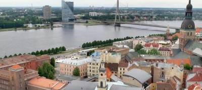 Латвия внесла Украину в список стран повышенного риска из-за распространения COVID-19