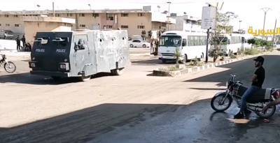 В Сирии в колонне армейских машин заметили самодельный бронеавтомобиль