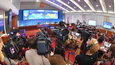 Москвич проголосовал на выборах онлайн с атомного ледокола «Ямал» в Кольском заливе