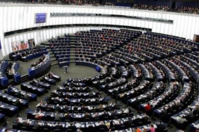 Россия не должна обращать внимание на «коллективные вопли» из Евросоюза — политолог
