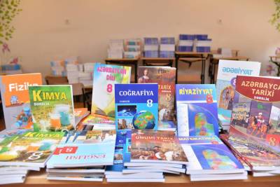 В Азербайджане началось издание учебников по профобразованию на 2021-22 учебный год