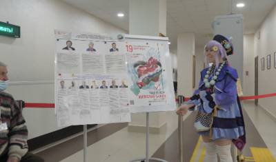 Молодая тюменка пришла на выборы в облдуму в костюме из компьютерной игры