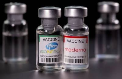 Стало известно, можно ли комбинировать вакцины Pfizer и Moderna