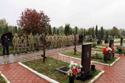 В Рязанской области офицеры СОБР почтили память погибшего сослуживца