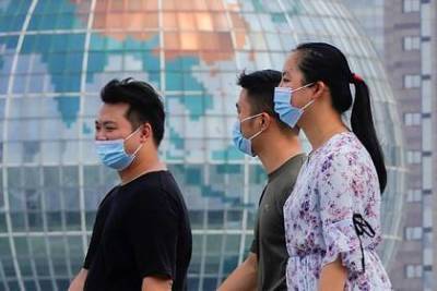 Новая вспышка коронавируса ударила по Китаю