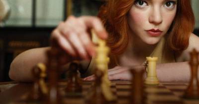 Первая в истории гроссмейстерка подает в суд на Netflix: они ее оскорбили
