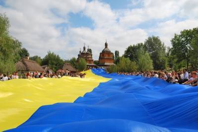 Омбудсмен увидел угрозу нацбезопасности Украины в убийстве кириллицы