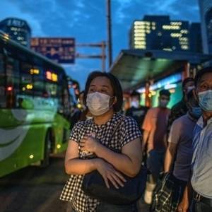 В Китае от коронавируса привились более 1 млрд человек