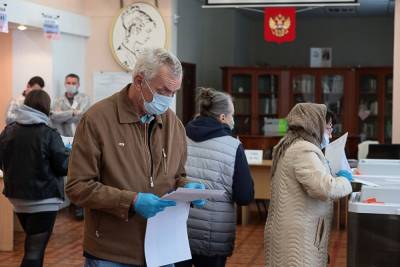 В Челябинской области на 15:00 проголосовали 38,46% избирателей