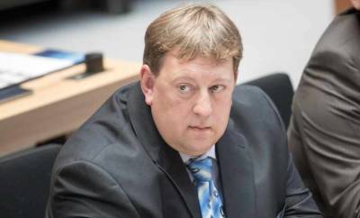 Депутат из Германии осудил предвзятое отношение ЕС к выборам в России