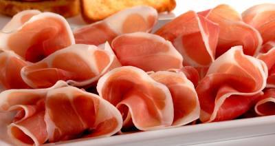 Дальше без салями и прошутто: итальянское мясо запретили продавать в Беларуси