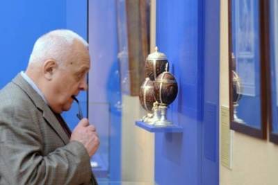 Яйцо Фаберже из коллекции Романовых выставлено на торги за 28 млн рублей