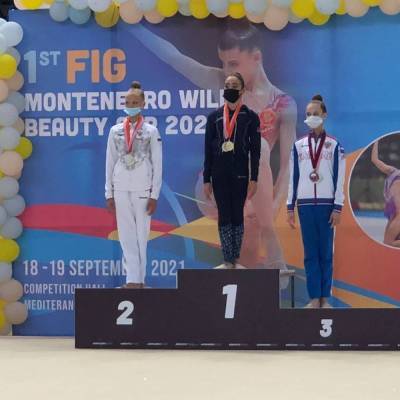 Азербайджанские гимнастки завоевали шесть медалей в Черногории (ФОТО)