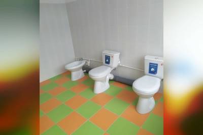В Башкирии родители пожаловались на отремонтированный школьный туалет