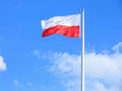 Польша считает незаконным проведение Россией "выборов" в оккупированном Крыму
