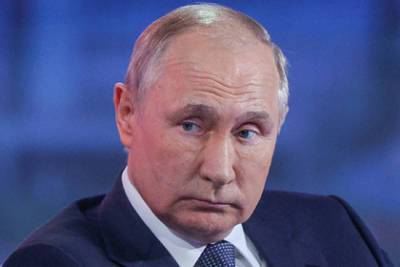 Путин оценил работу правительства в острой фазе пандемии
