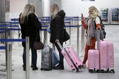 В аэропорту Кольцово Екатеринбурга заработал сервис по доставке багажа