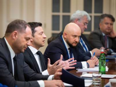 Зеленский в Нью-Йорке пригласил американских инвесторов стать частью процесса трансформации Украины