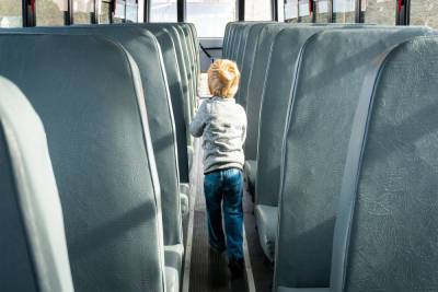 В Дзержинске 10-летнюю девочку высадили из автобуса из-за неоплаты проезда – Учительская газета