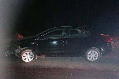 На Казанском тракте в Марий Эл автомобиль врезался в отбойник