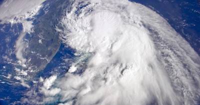 Тропический шторм "Роуз" сформировался в Атлантическом океане - ren.tv - США - Кабо Верде