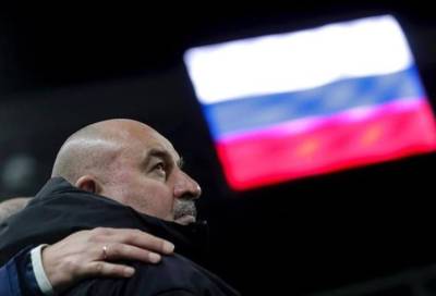 Черчесов признался, что посмотрел только один матч сборной России под руководством Карпина