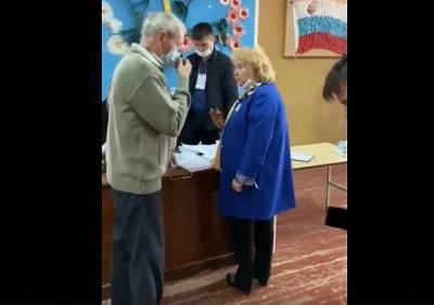 Скандальная ситуация на избирательном участке в Сасове попала на видео