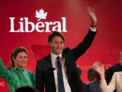 Выборы в Канаде: Трюдо остается у власти, но его партия не получает большинства