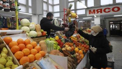 Экономисты прогнозируют подорожание к концу года фруктов, овощей и электроники
