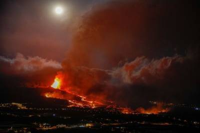 Власти Испании оценили ущерб от извержения вулкана на Канарских островах