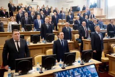 В Югре озвучены фамилии депутатов, прошедших в окружную думу по партийным спискам