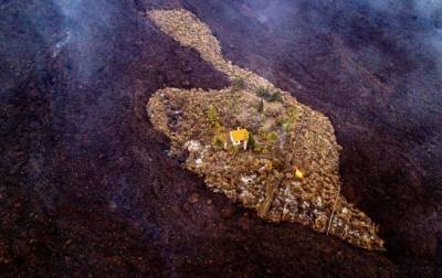 Вулкан на острове Пальма уничтожил более 160 домов