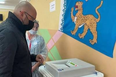 Станислав Стармолотов принял участие в голосовании