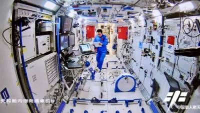 Китайские астронавты приземлились после исторической трехмесячной миссии