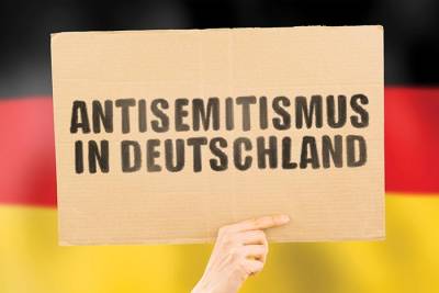 В Гамбурге участник акции в поддержку Израиля подвергся антисемитскому нападению