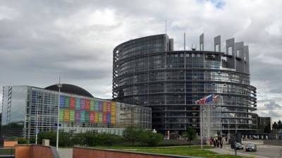 Европарламент утвердил доклад литовского депутата Кубилюса с призывом к ЕС о пересмотре отношений с Россией