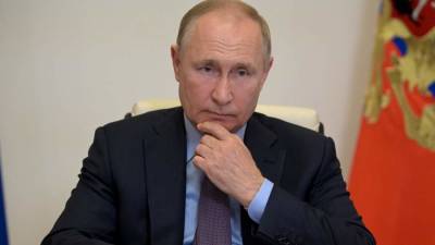 Путин продлил на 2022 год действие контрсанкций