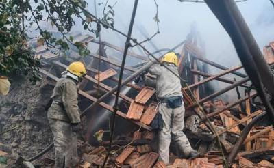 В Запорожской области взрывом разрушено два жилых дома: есть задержанный и пострадавший