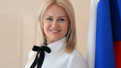 Дочь спикера Макарова решила пойти в парламент под фамилией отца