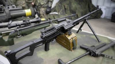 Специалисты «Калашникова» испытывают опытные образцы нового ручного пулемета РПЛ-20
