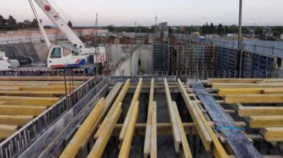 В Севастополе возведение крытого катка на улице Генерала Мельника собираются закончить в 2022 году