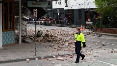 Журналисты и блогеры в Австралии пережили землетрясение в прямом эфире