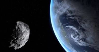 На скорости 33800 км/ч. В день равноденствия рядом с Землей пролетит крупный астероид