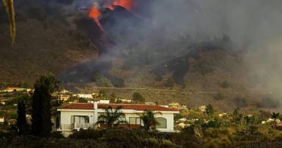 Извержение вулкана на Канарах: разрушены уже более 160 домов