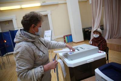 В Свердловской области за полдня на выборах проголосовали 13,5% избирателей
