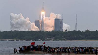 СМИ: В КНР налажено производство топлива для космических ракет нового поколения
