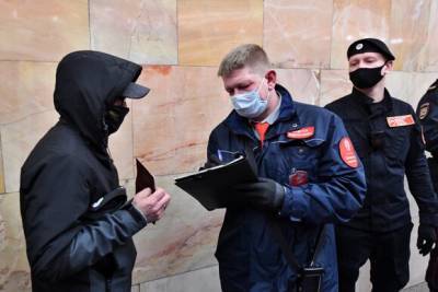 Штрафы за отсутствие маски в транспорте Москвы будут оформлять электронно