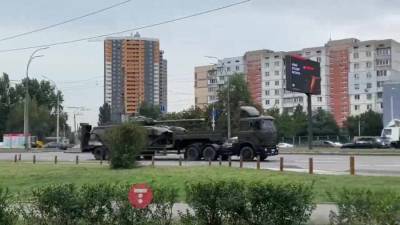 Киевлян напугала колонна военной техники