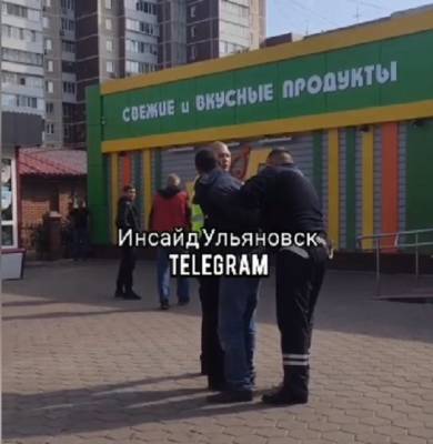 На Рябикова полицейские «скрутили» мужчину. В региональной полиции уточнили причины